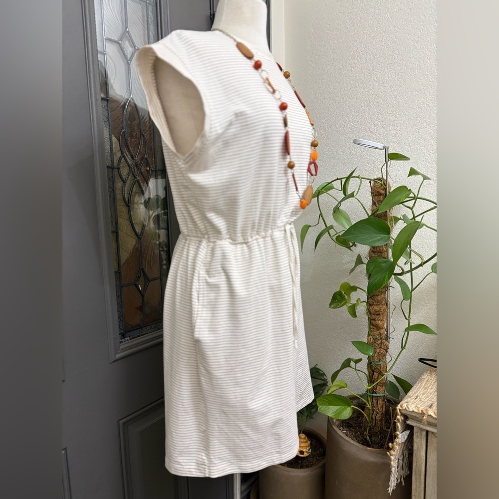 A New Day Cream Tan Striped Short Sleeve Extended Shoulder A-Line Dress Size L - Picture 4 of 8